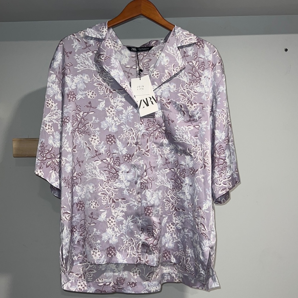 Zara purple and white silky top NWT